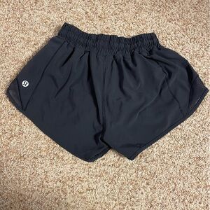 Lululemon 2.5 Hottie Hots